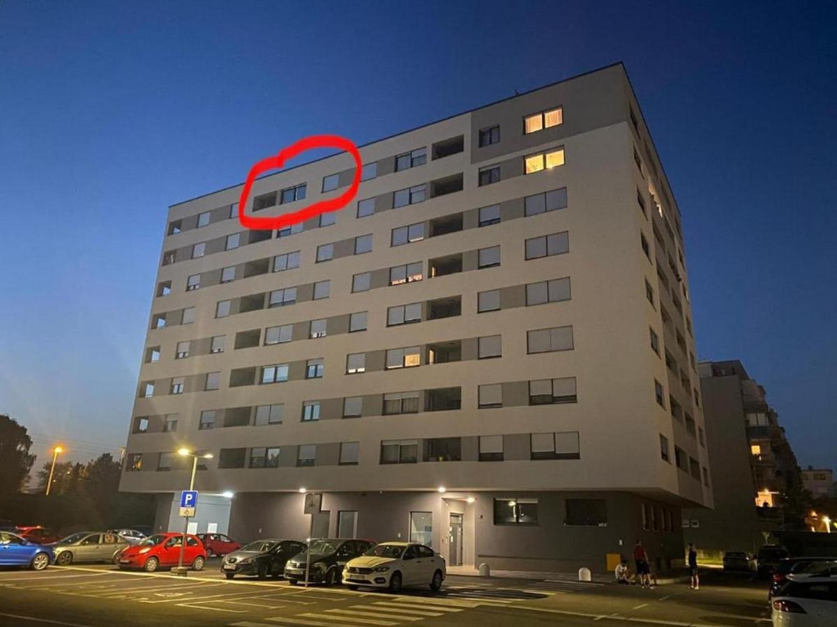 Apartment Vuky Zagreb Bagian luar foto