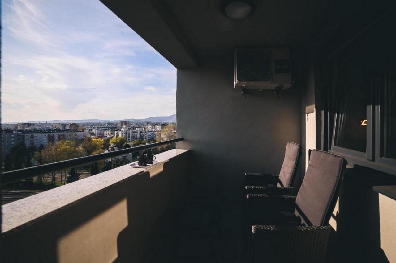 Apartment Vuky Zagreb Bagian luar foto